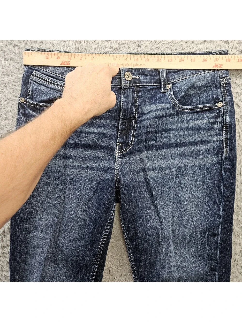 BKE TYLER Jeans Men Straight Leg 36x32 (Fits 36x31) Whiskering Stretch Denim